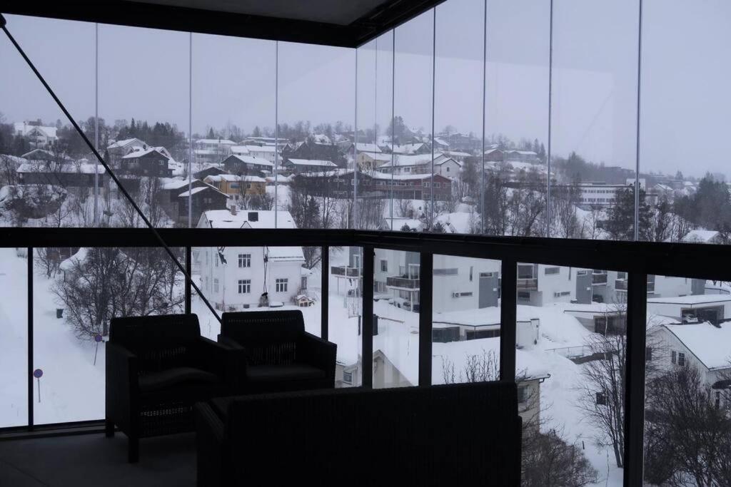 New Magnificent View Apartment Near The Centre Tromsø Zewnętrze zdjęcie